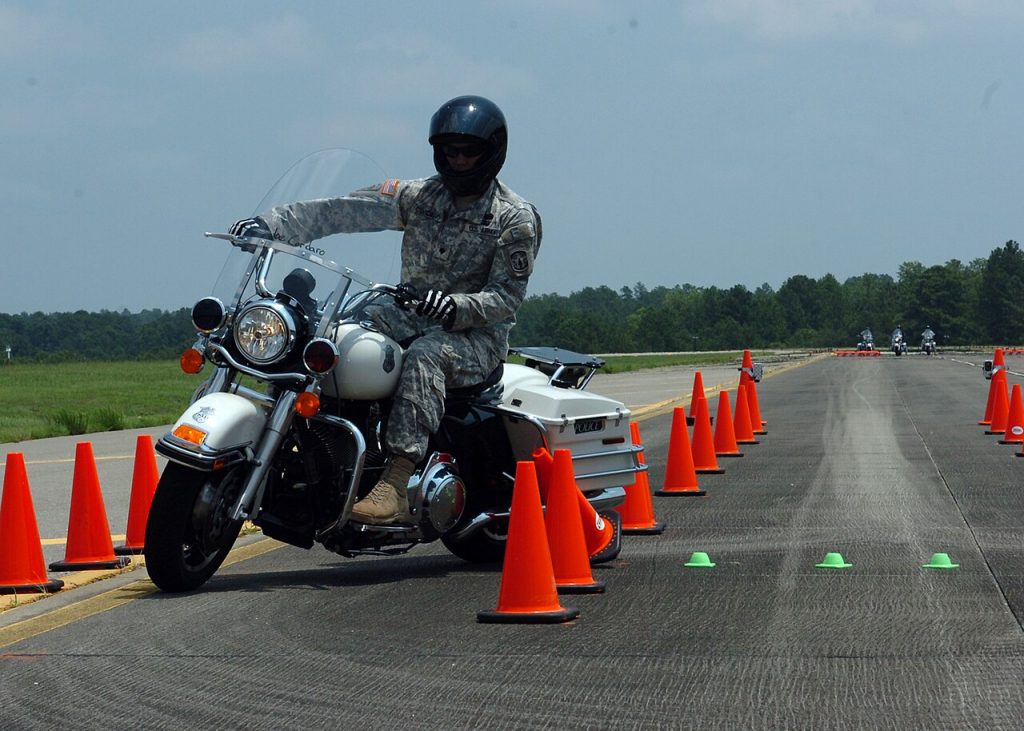 Entrenamiento de seguridad en motocicleta